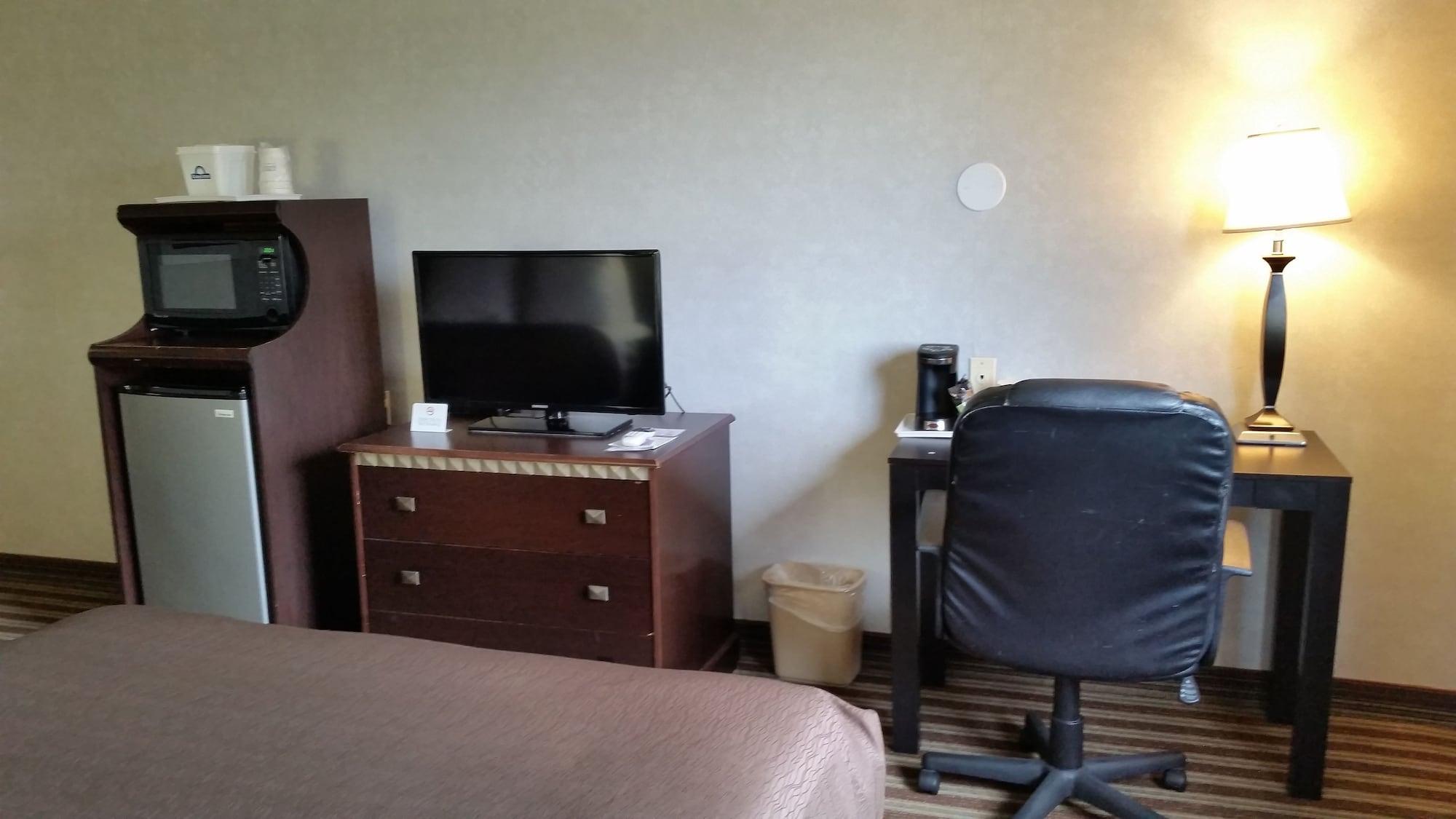Days Inn & Suites By Wyndham Ванкувер Экстерьер фото