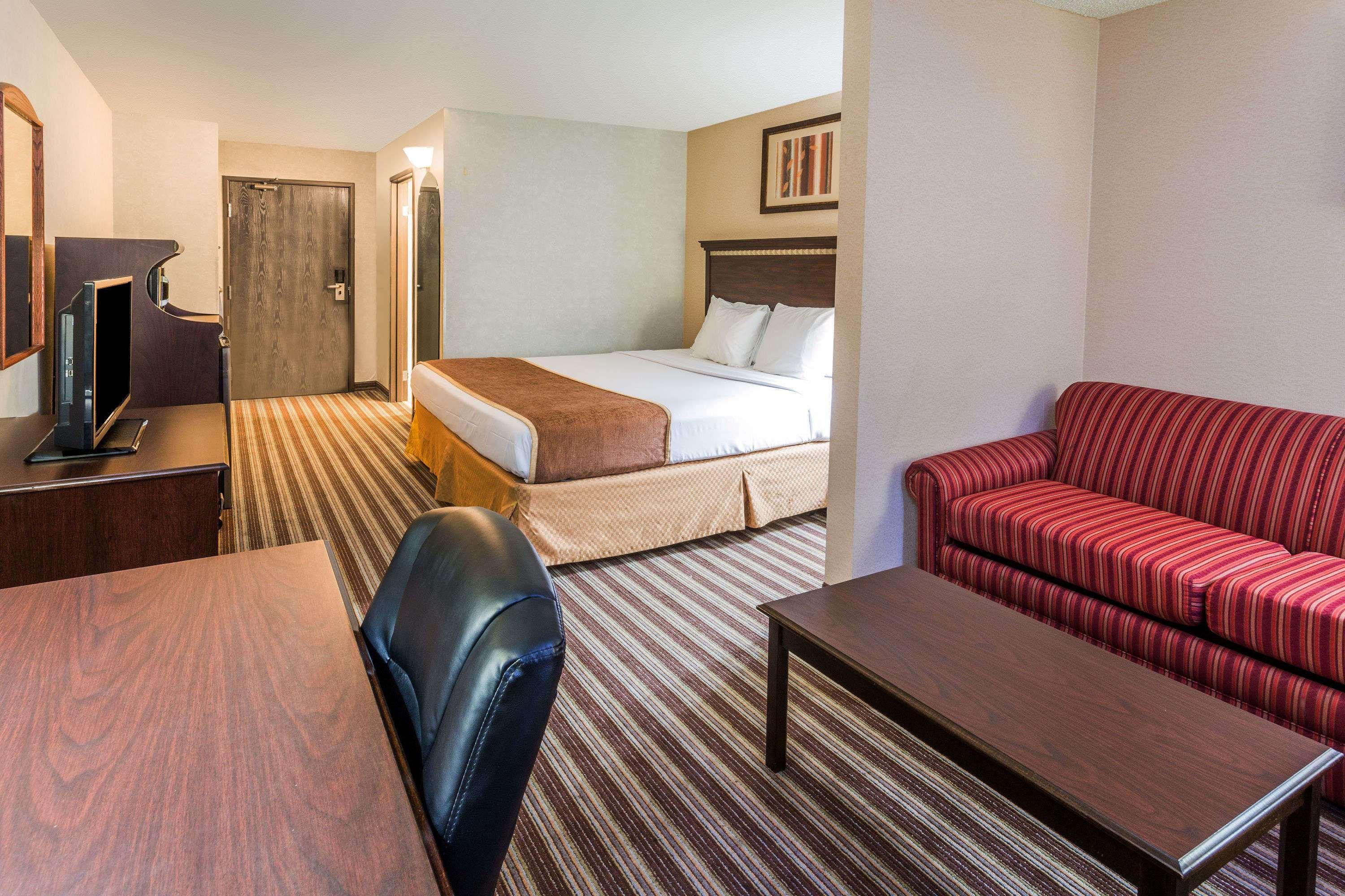 Days Inn & Suites By Wyndham Ванкувер Экстерьер фото